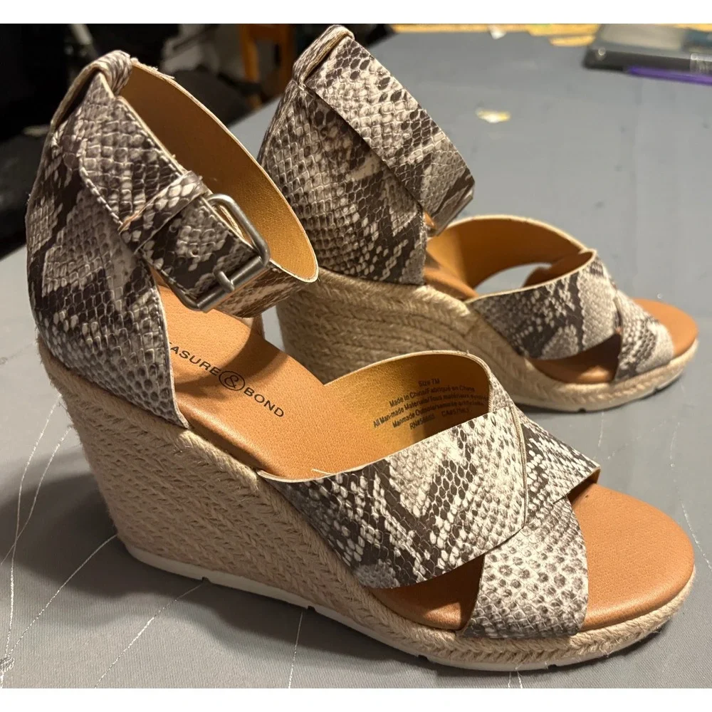 Treasure & Bond Sannibel Snakeskin Espadrille Wedge Sandals Grey White Size 7M